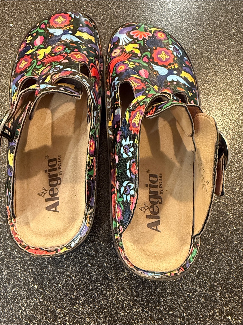 Women’s Alegria Black Floral Print Mary Jane Clogs - size 39 (8.5) - Picture 4 of 6